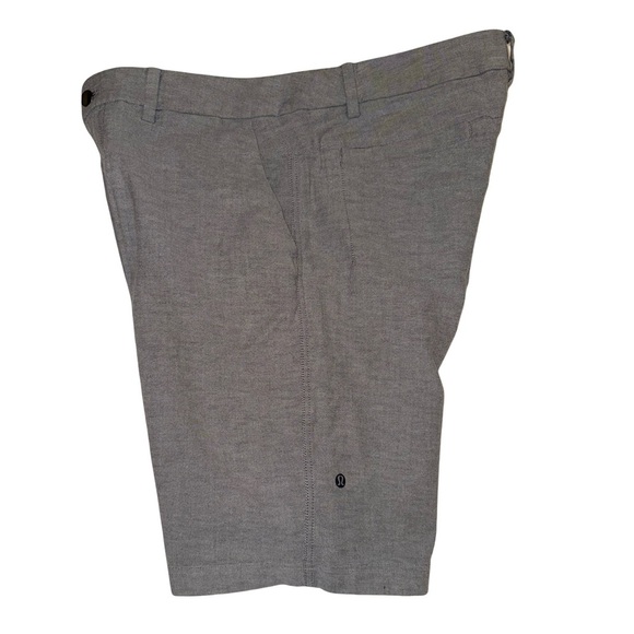 Lululemon Men’s Classic Flat Front Oxford Shorts 10” Inseam Waist 32” - Picture 2 of 6